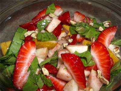 Spinach & Berry Salad